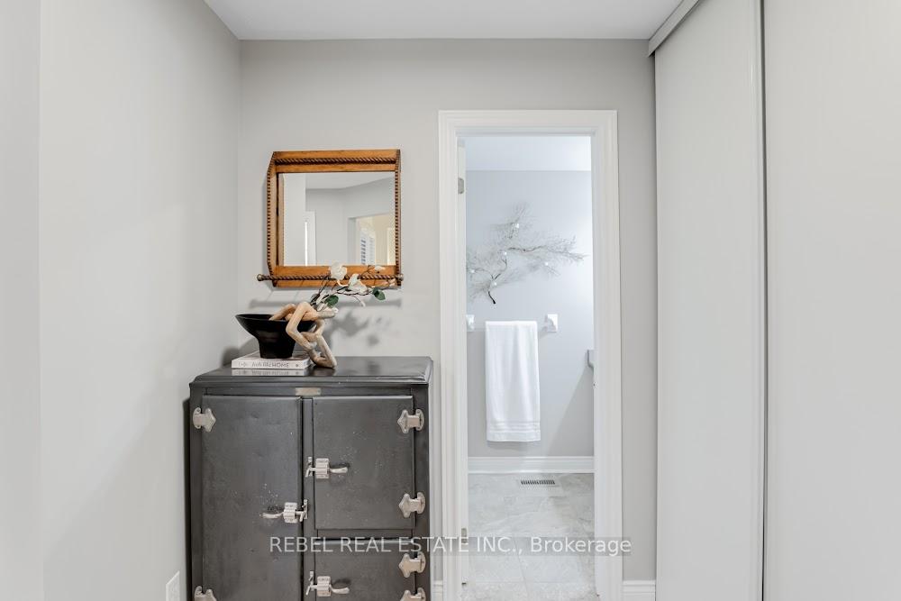 Photo 33 of 34 Borland Court, Clarington, Bowmanville — HOMEH