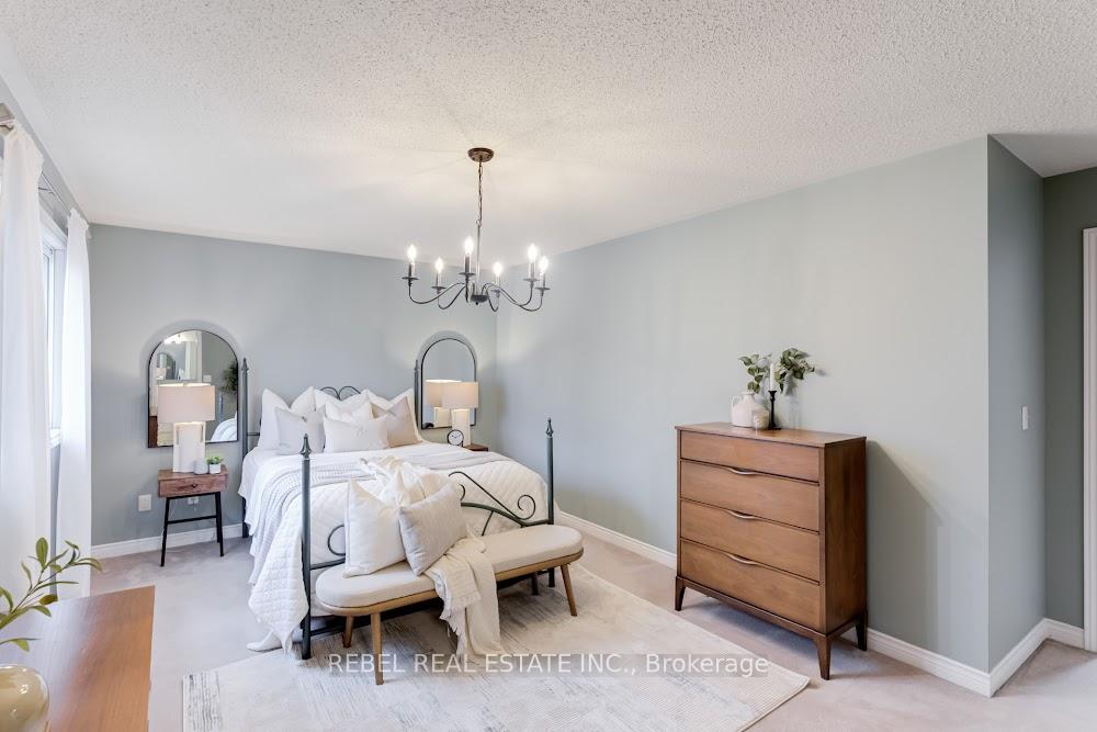 Photo 25 of 34 Borland Court, Clarington, Bowmanville — HOMEH