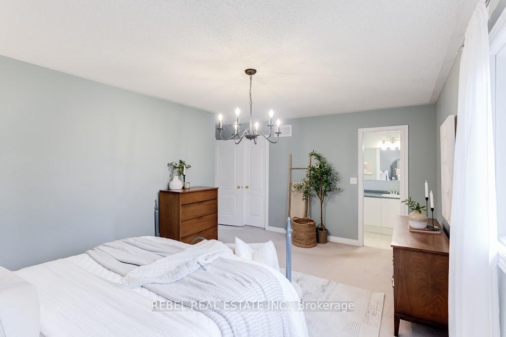 Photo 43 of 34 Borland Court, Clarington, Bowmanville — HOMEH