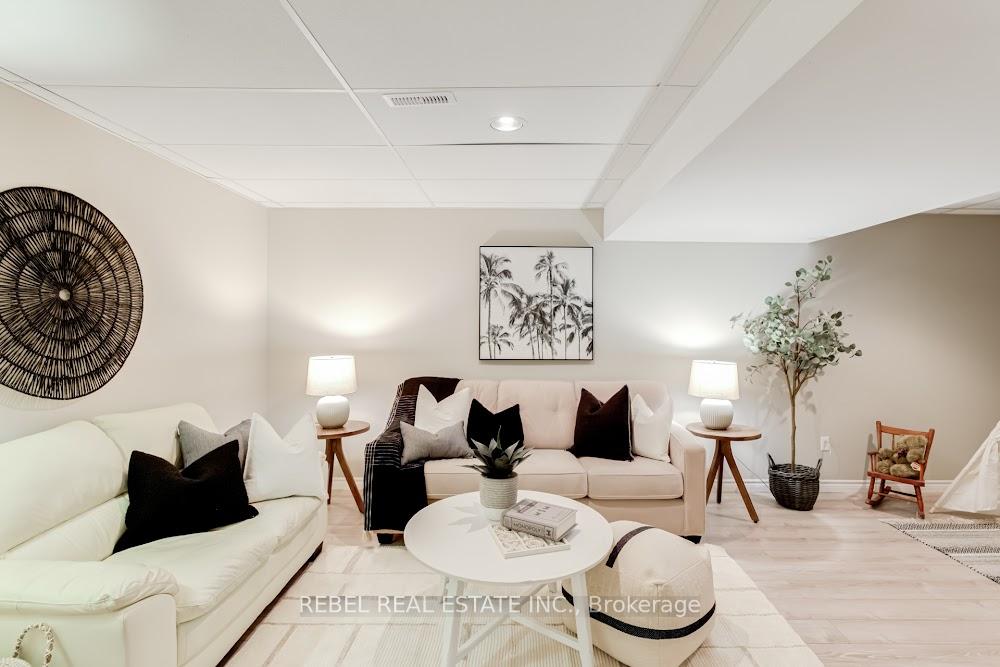 Photo 47 of 34 Borland Court, Clarington, Bowmanville — HOMEH