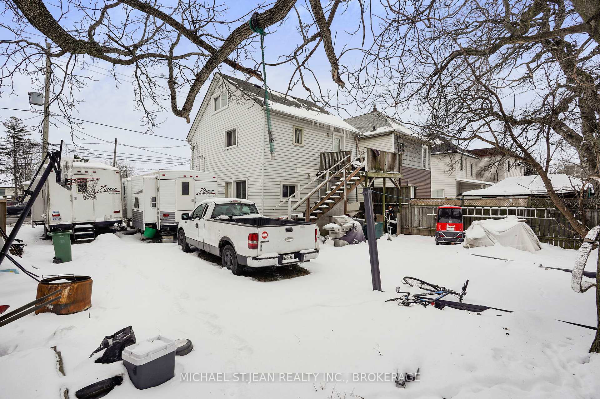 Photo 26 of 412 Upper Wellington Street, Hamilton, Centremount — HOMEH