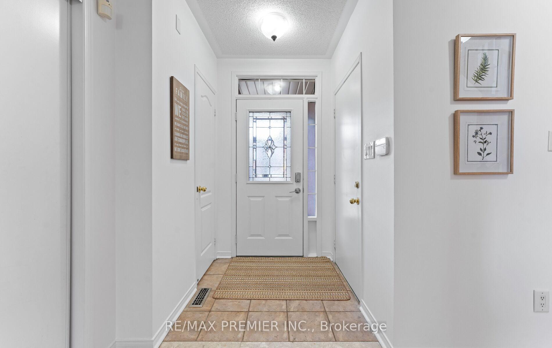 Photo 35 of 10 Cormel Street, Vaughan, Maple — HOMEH
