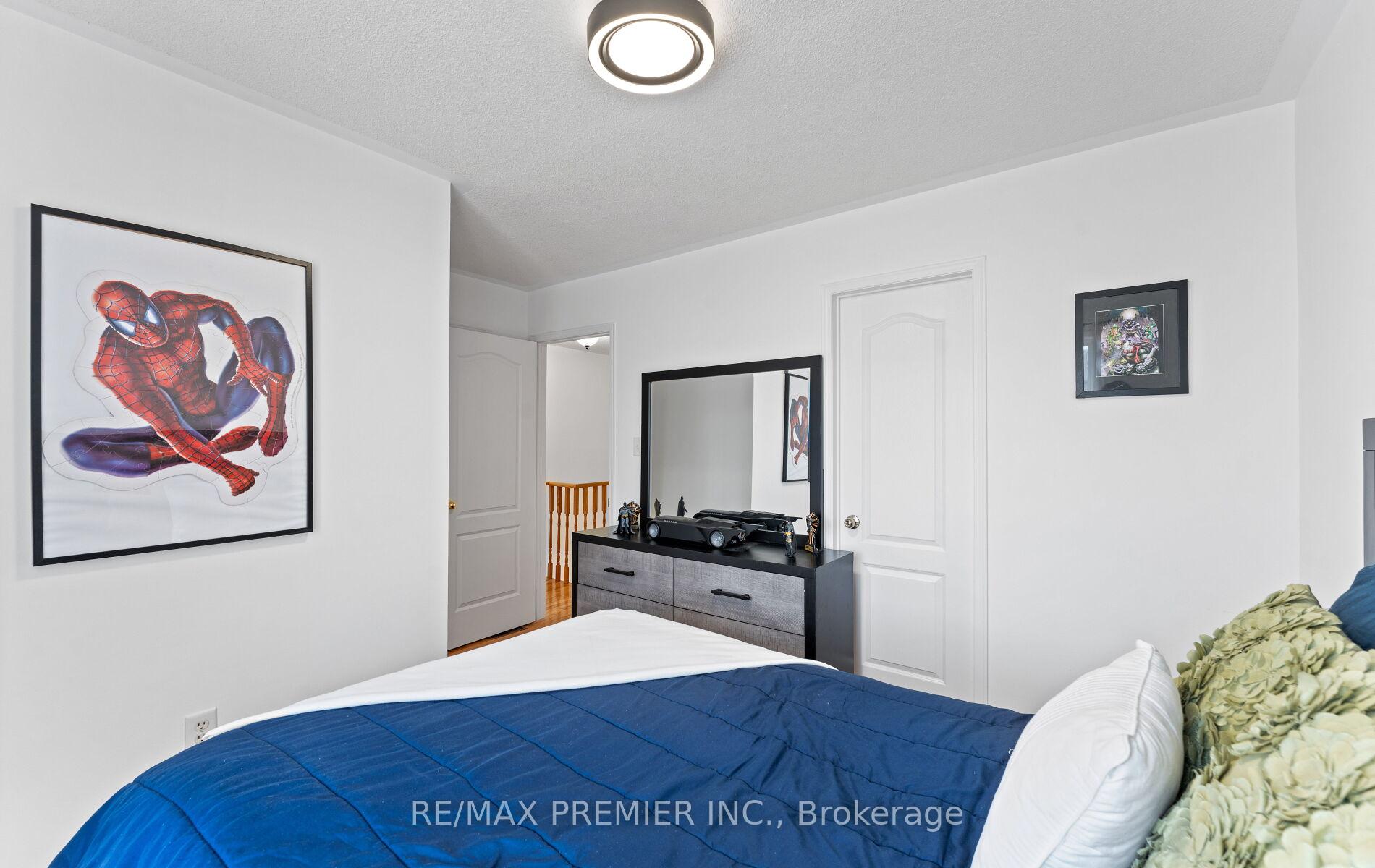 Photo 26 of 10 Cormel Street, Vaughan, Maple — HOMEH