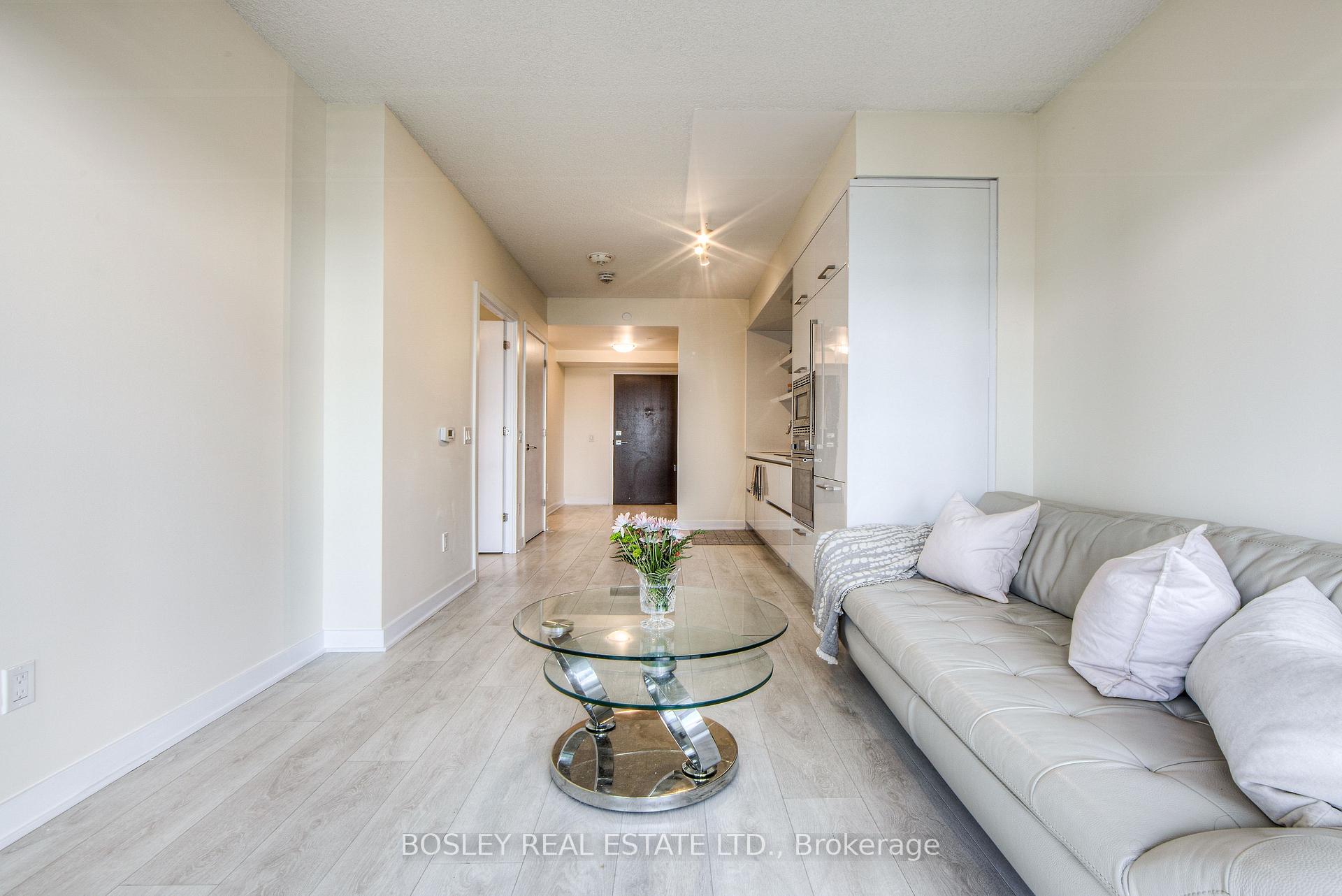 Photo 8 of Unit 3110, 2221 Yonge Street, Toronto, Mount Pleasant West — HOMEH