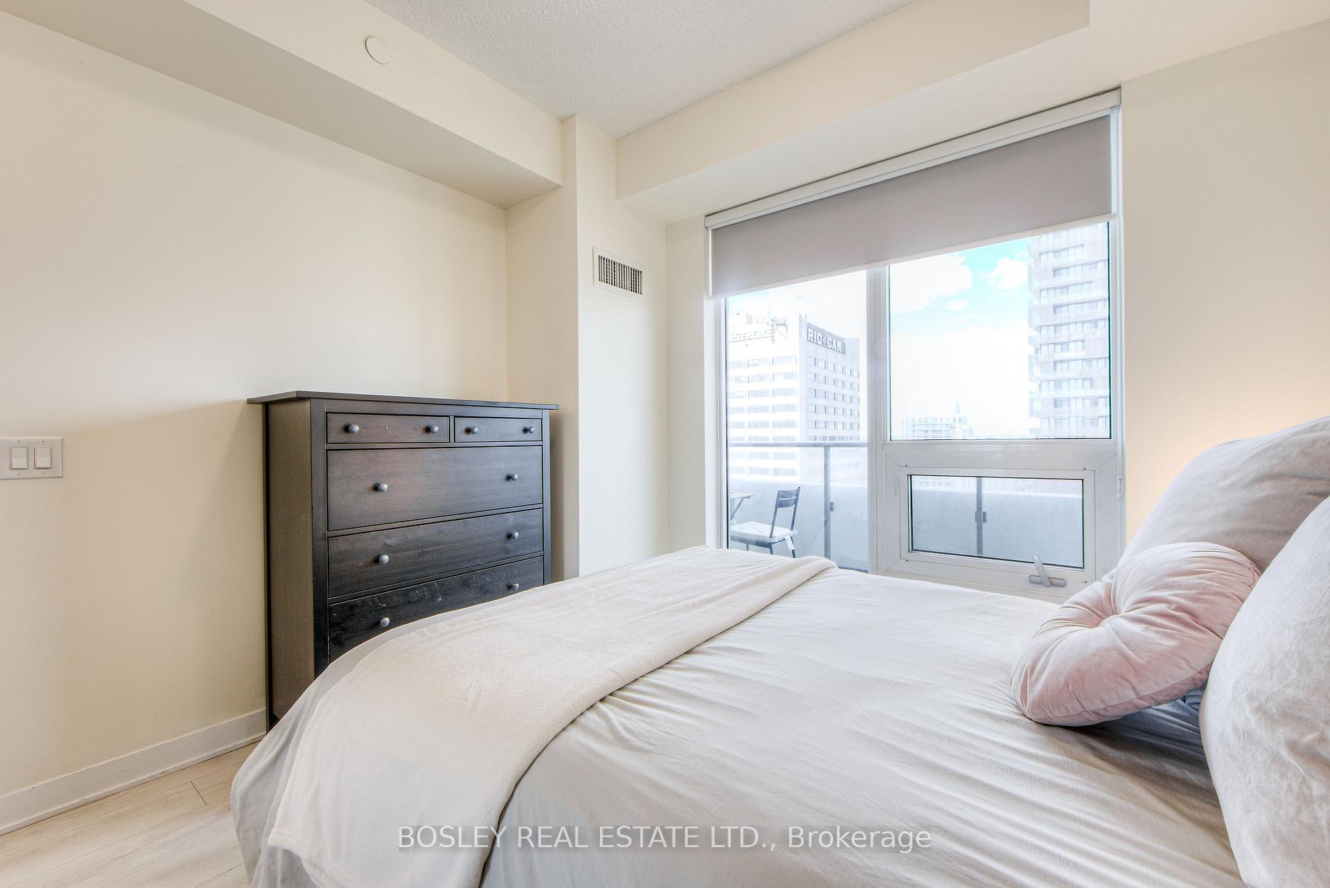 Photo 12 of Unit 3110, 2221 Yonge Street, Toronto, Mount Pleasant West — HOMEH