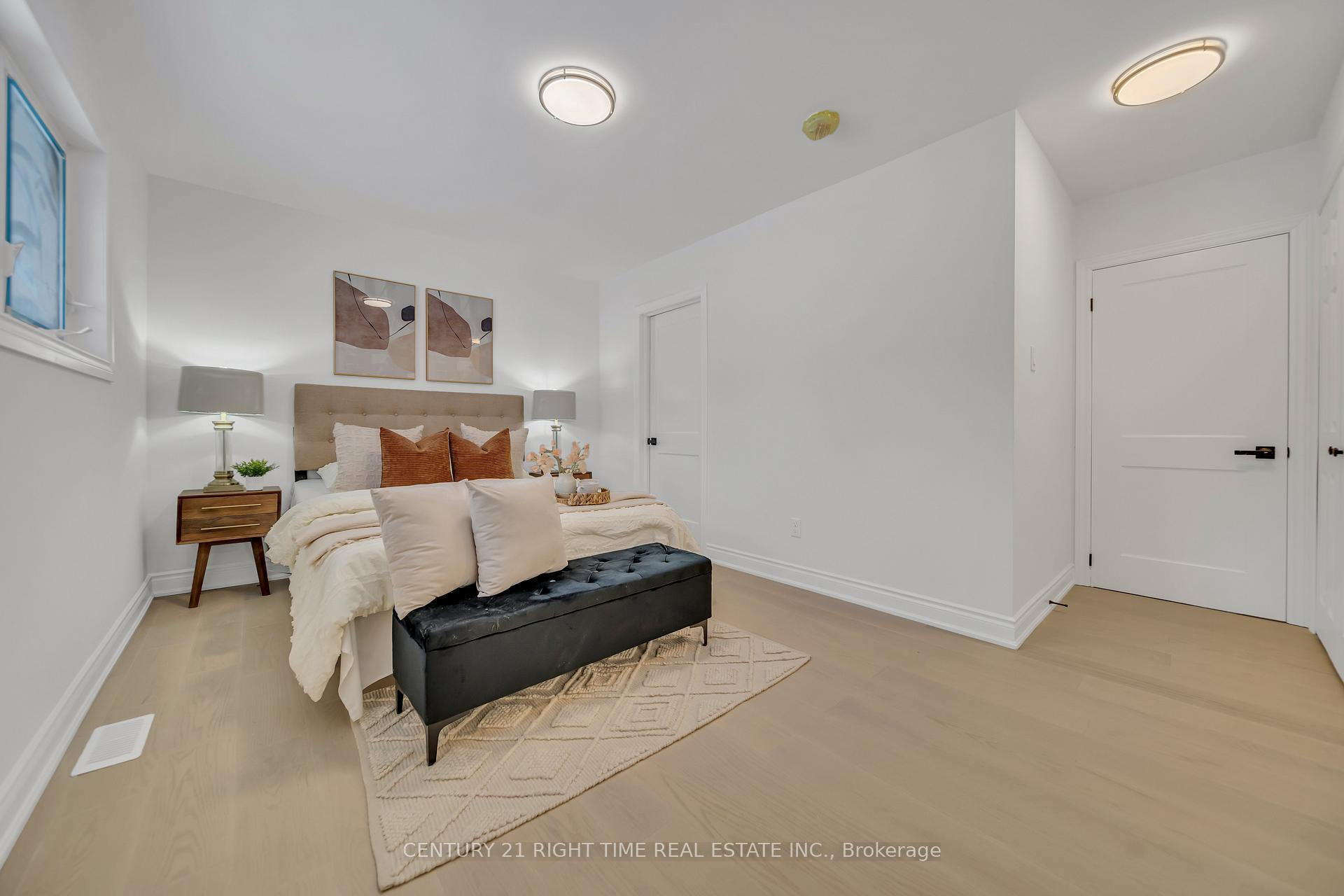 Photo 16 of 50 Lakeside Drive, Kitchener — HOMEH