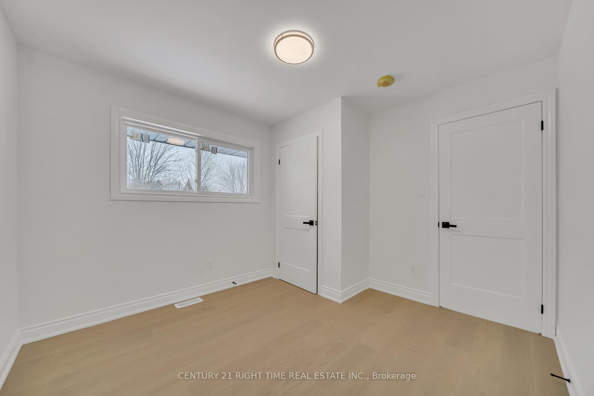 Photo 20 of 50 Lakeside Drive, Kitchener — HOMEH
