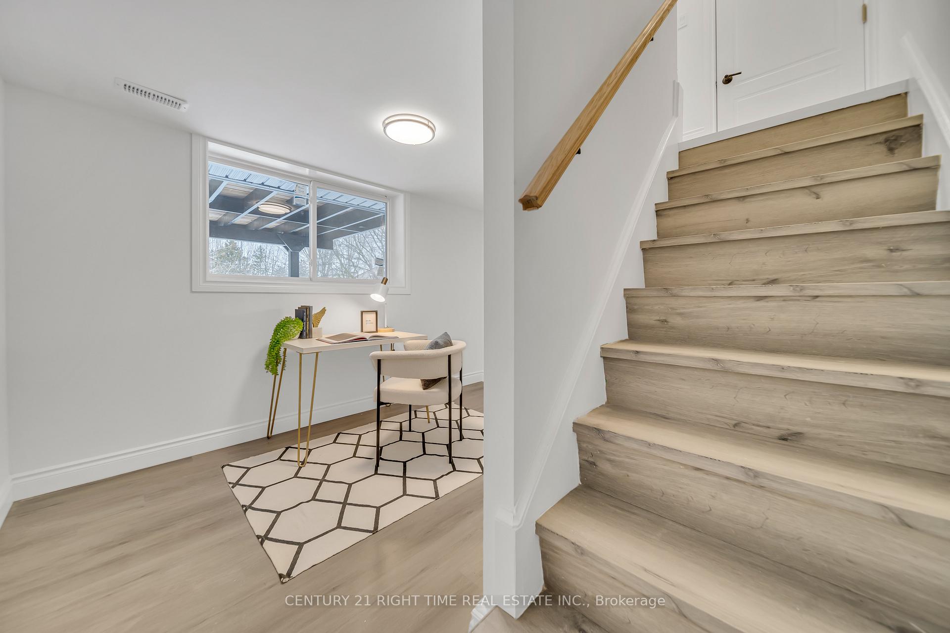 Photo 22 of 50 Lakeside Drive, Kitchener — HOMEH