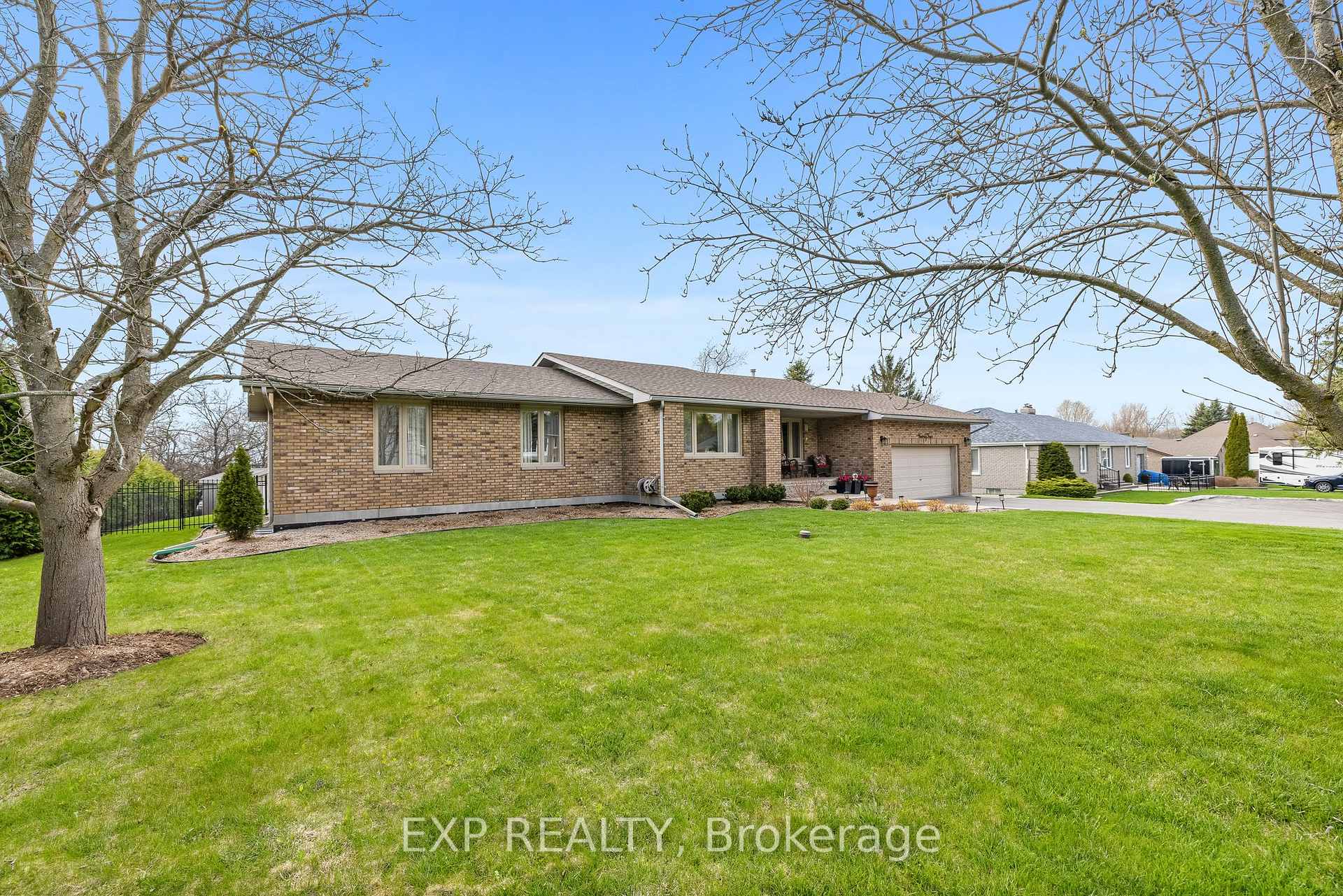 Photo 3 of 24 Stoneridge Road, Hamilton Township, Rural Hamilton — HOMEH