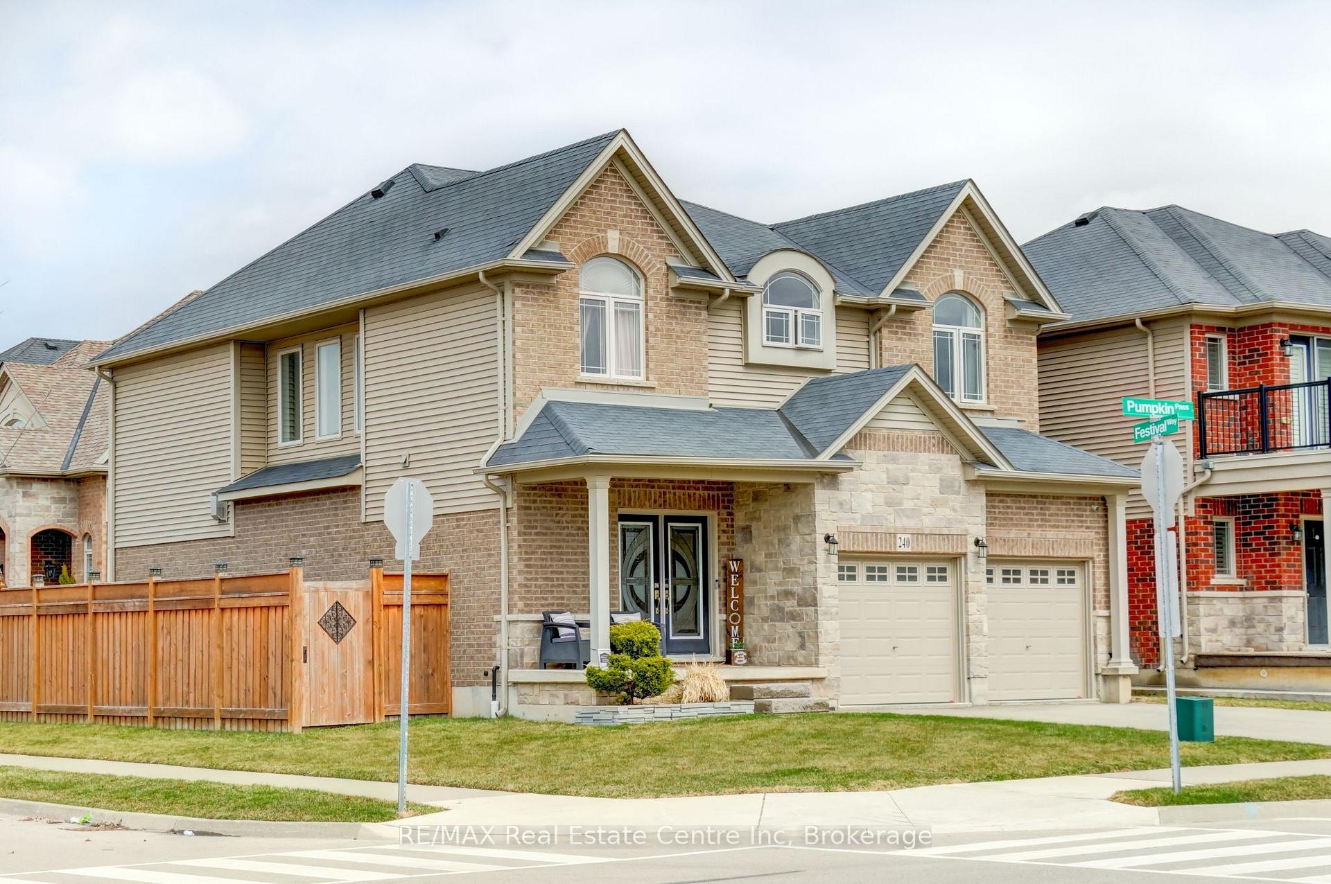 Photo 8 of 240 Pumpkin Pass, Hamilton, Binbrook — HOMEH