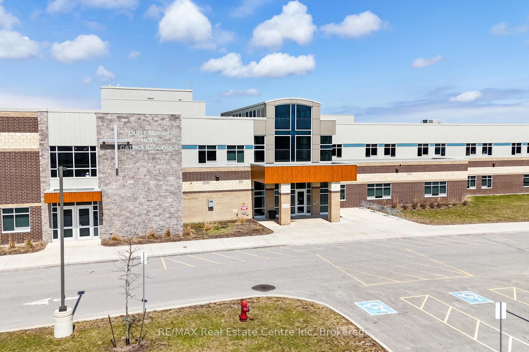 Photo 41 of 240 Pumpkin Pass, Hamilton, Binbrook — HOMEH
