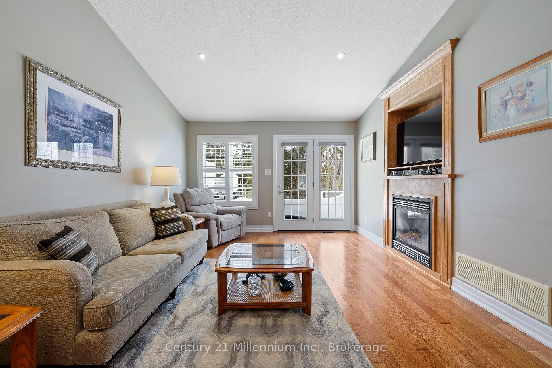 Photo 14 of 49 Greenway Drive, Wasaga Beach — HOMEH