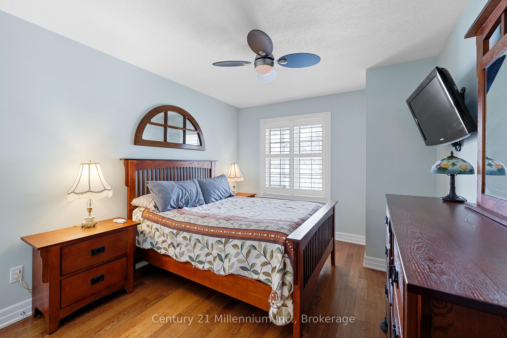 Photo 10 of 49 Greenway Drive, Wasaga Beach — HOMEH