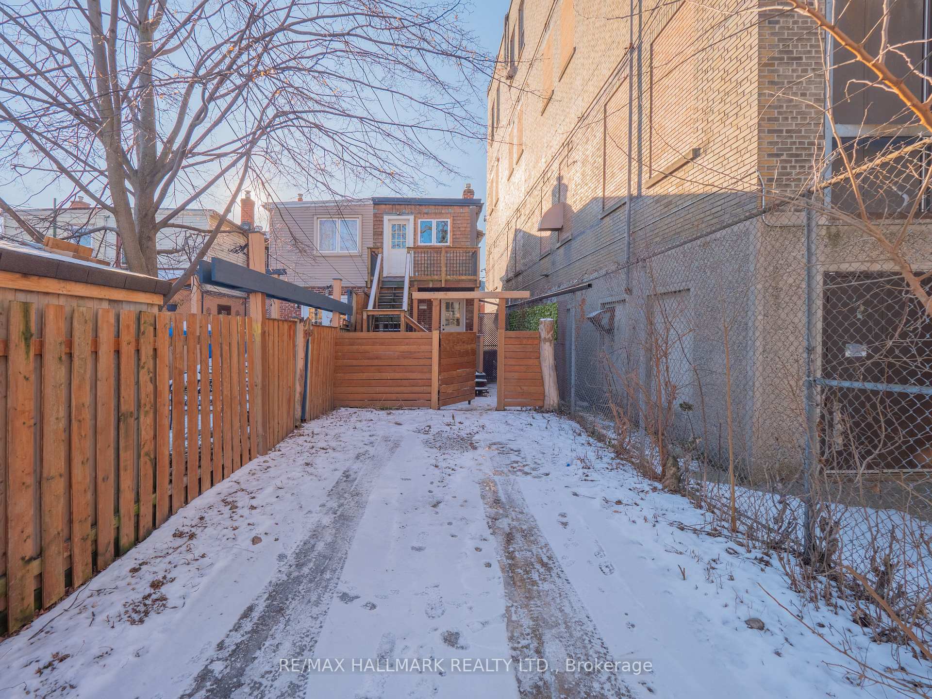 Photo 31 of 200 Simpson Avenue, Toronto, North Riverdale — HOMEH