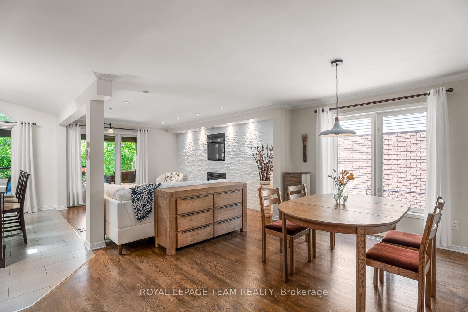 Photo 6 of 1085 Ambercrest Street, Ottawa, Carson Grove — HOMEH