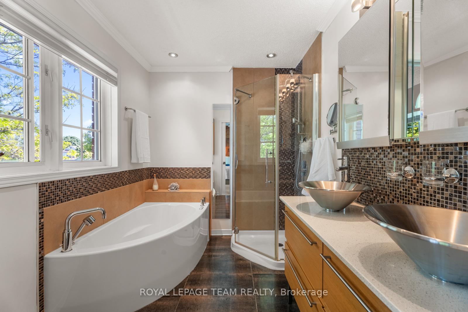 Photo 15 of 1085 Ambercrest Street, Ottawa, Carson Grove — HOMEH