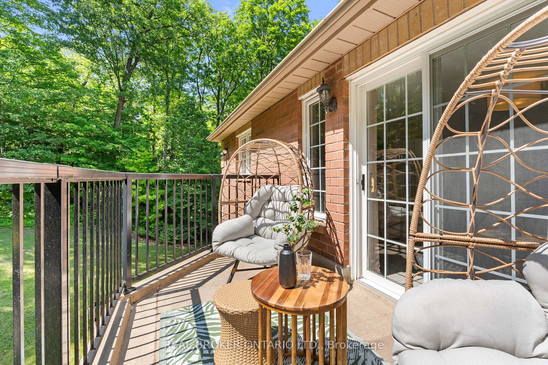 Photo 33 of 8 Oakview Place, Uxbridge — HOMEH