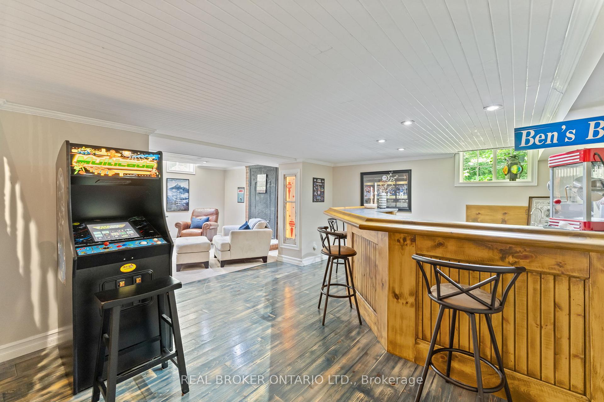 Photo 36 of 8 Oakview Place, Uxbridge — HOMEH