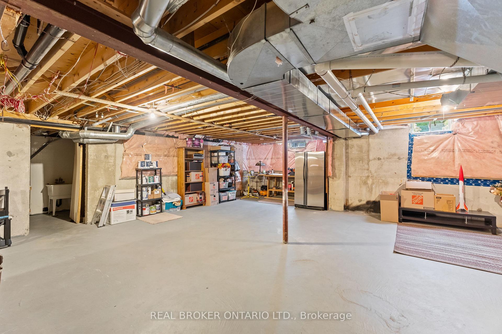 Photo 39 of 8 Oakview Place, Uxbridge — HOMEH