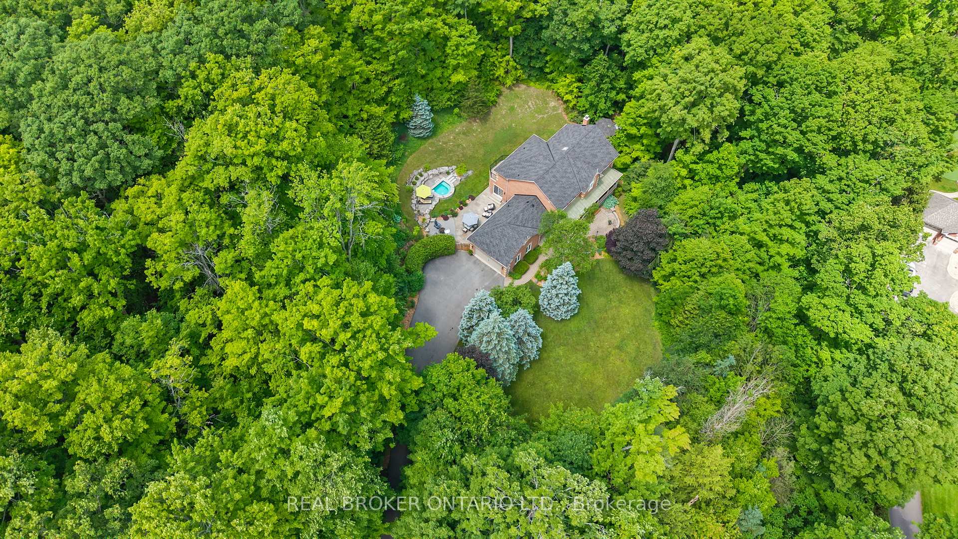 Photo 45 of 8 Oakview Place, Uxbridge — HOMEH