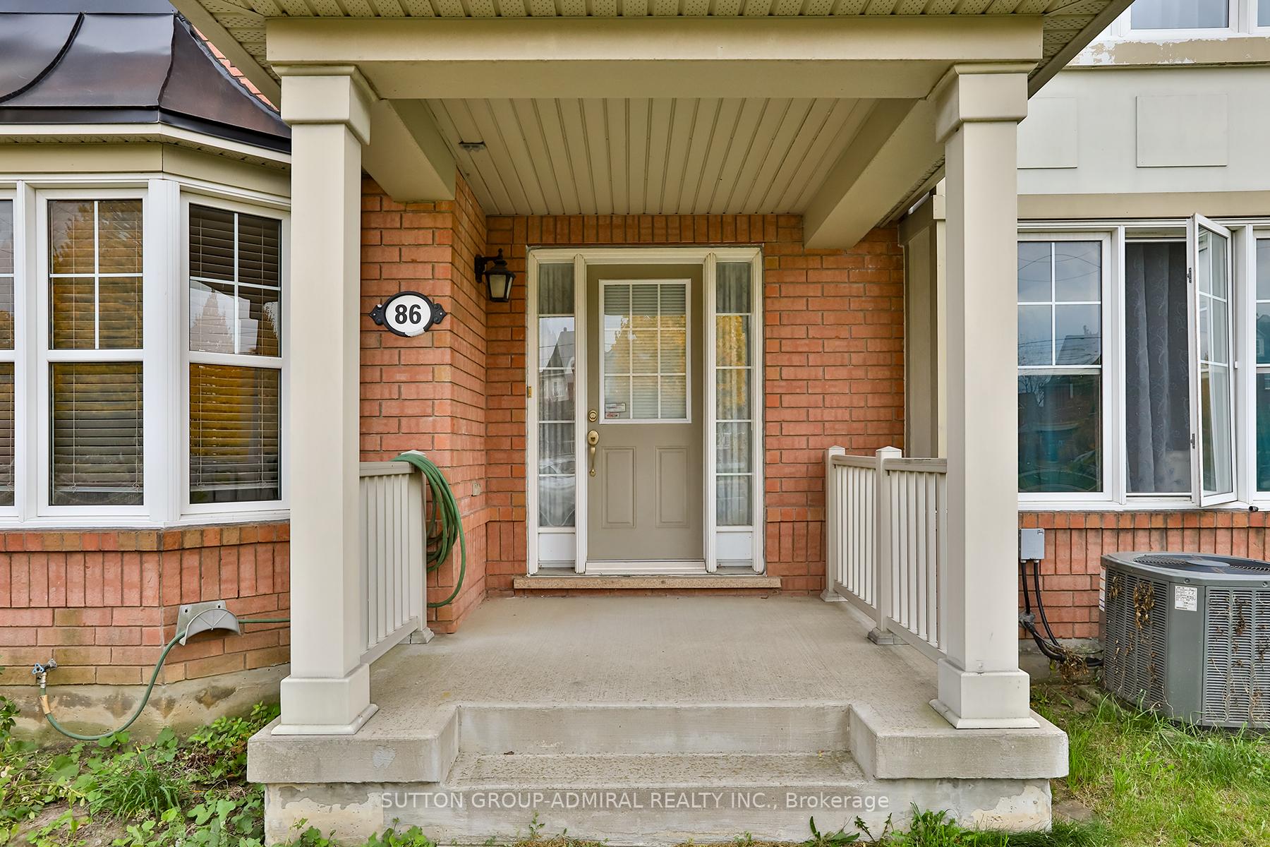 Photo 2 of 86 Gas Lamp Lane, Markham, Cornell — HOMEH