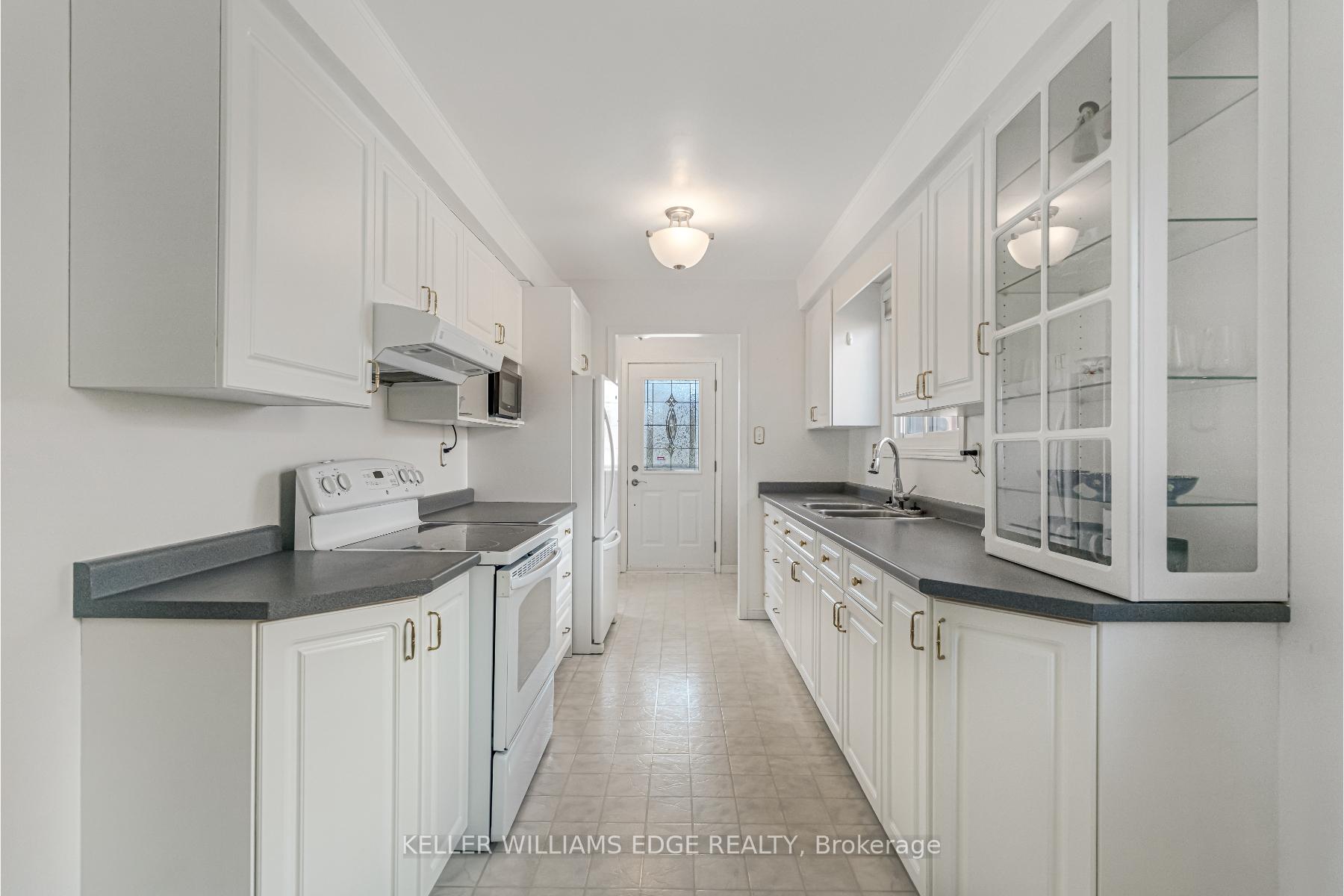 Photo 8 of 386 East 24th Street, Hamilton, Burkholme — HOMEH