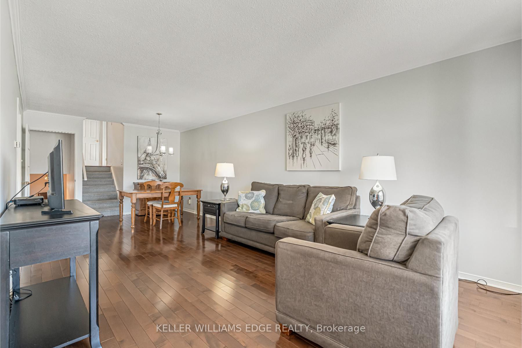Photo 7 of 386 East 24th Street, Hamilton, Burkholme — HOMEH