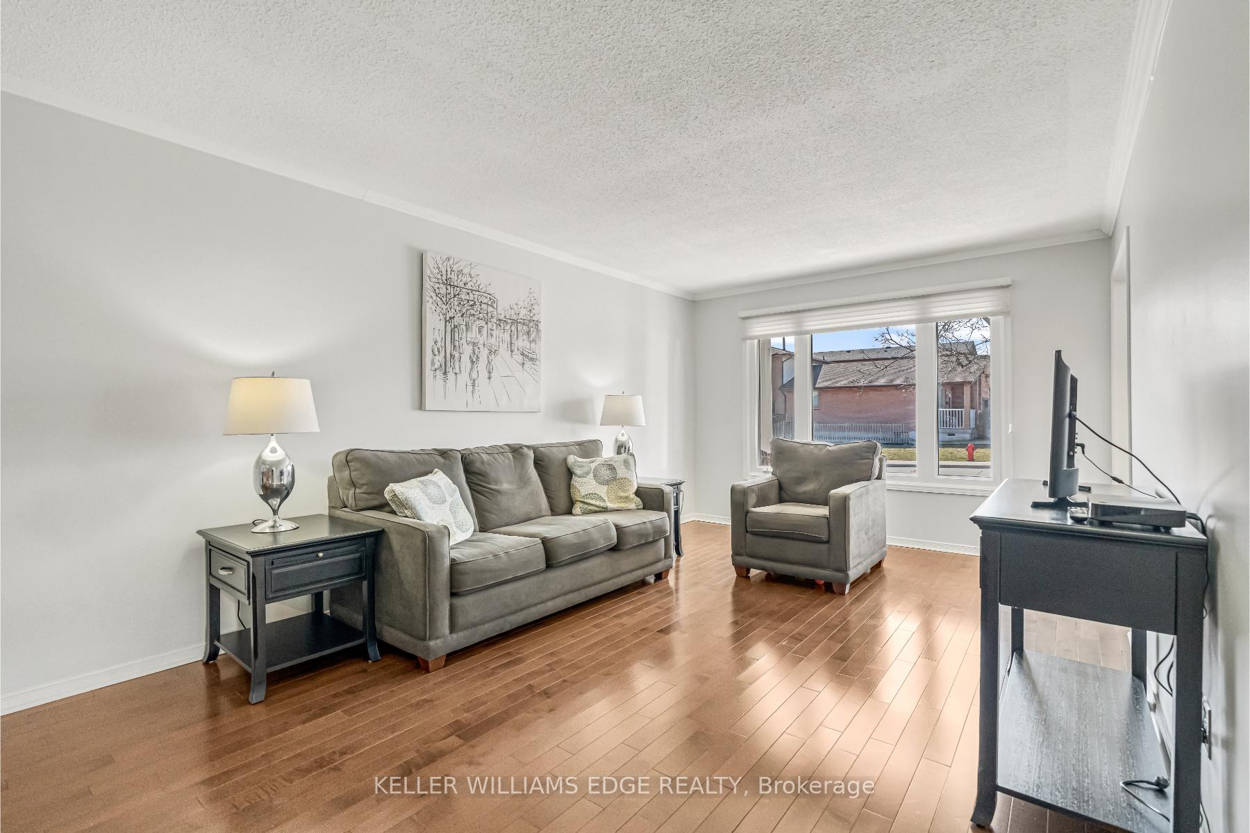 Photo 13 of 386 East 24th Street, Hamilton, Burkholme — HOMEH