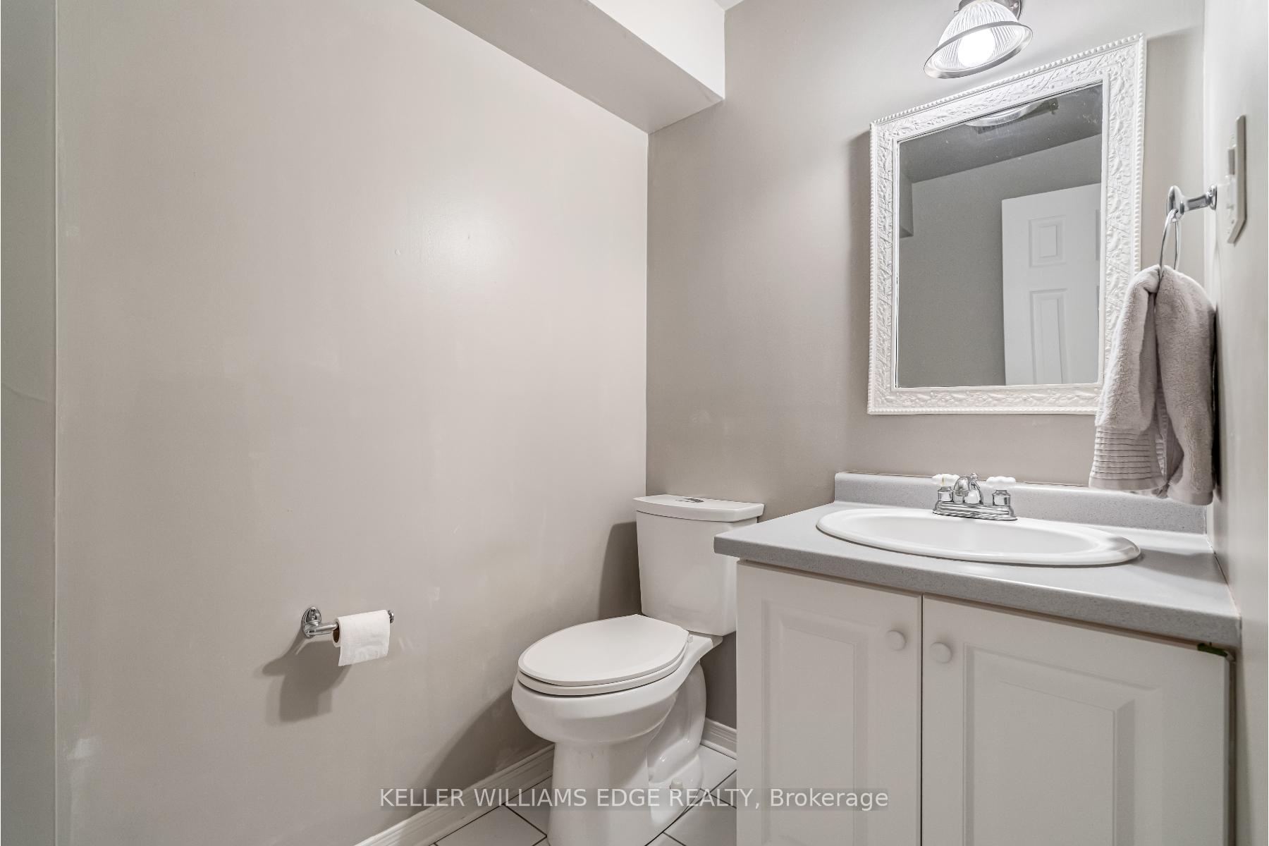 Photo 33 of 386 East 24th Street, Hamilton, Burkholme — HOMEH