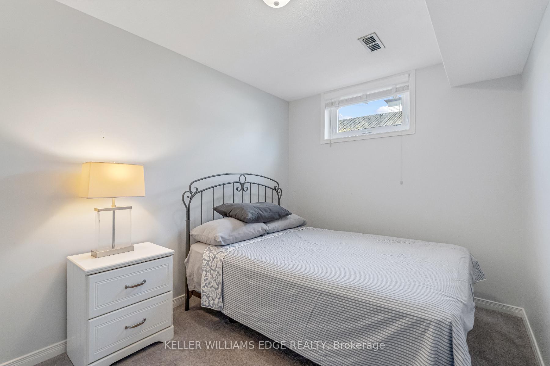Photo 28 of 386 East 24th Street, Hamilton, Burkholme — HOMEH