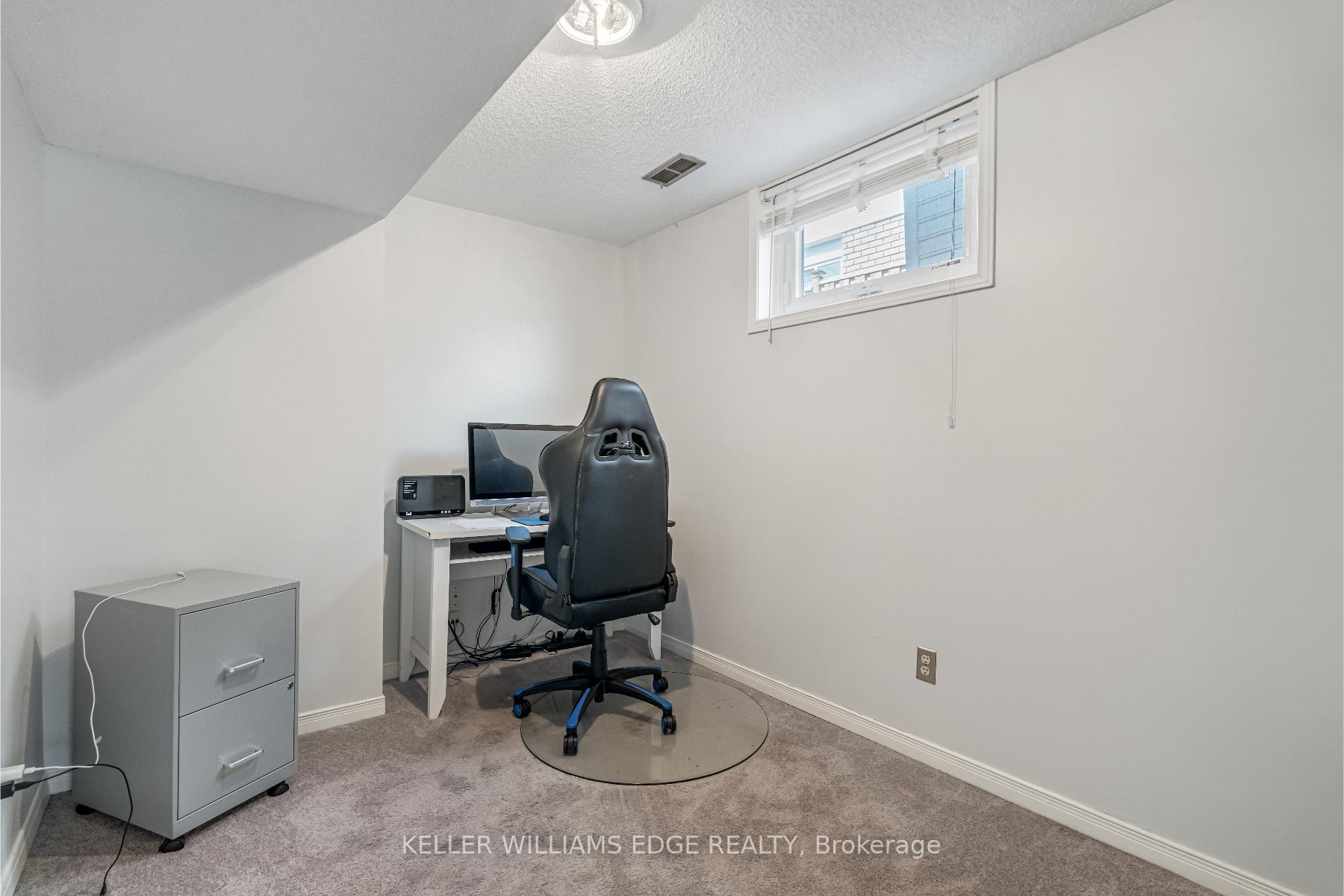 Photo 29 of 386 East 24th Street, Hamilton, Burkholme — HOMEH