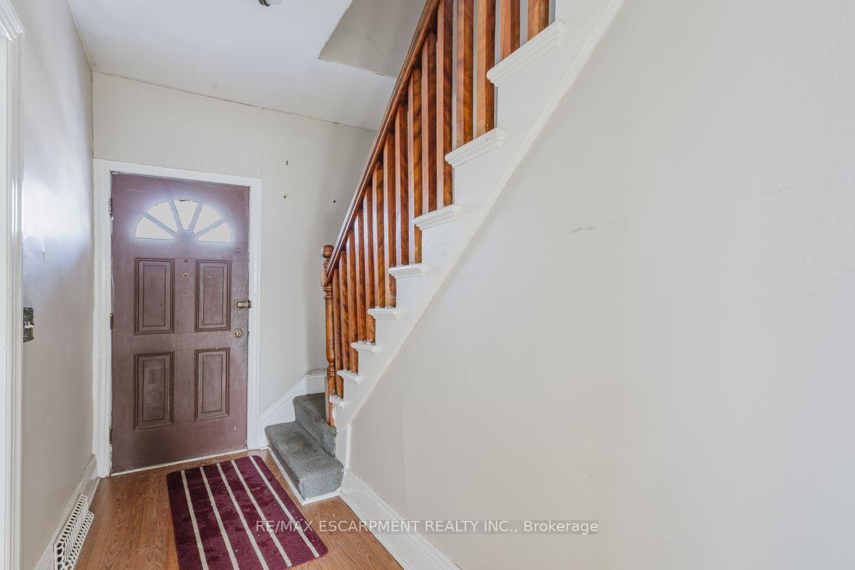 Photo 4 of 56 Guise Street, Hamilton, North End — HOMEH