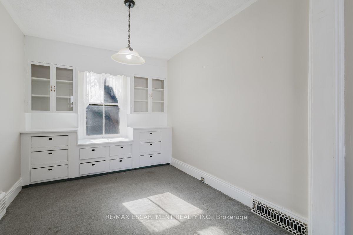 Photo 12 of 56 Guise Street, Hamilton, North End — HOMEH