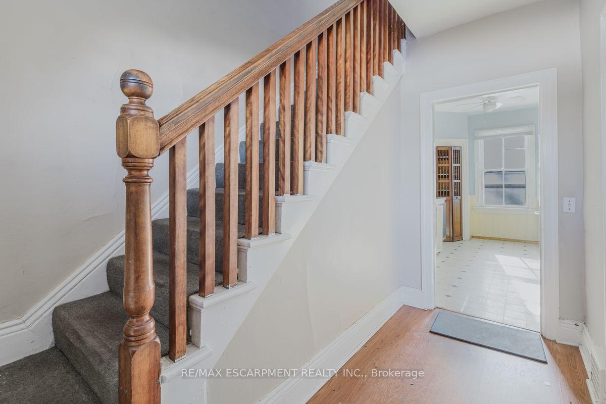 Photo 14 of 56 Guise Street, Hamilton, North End — HOMEH