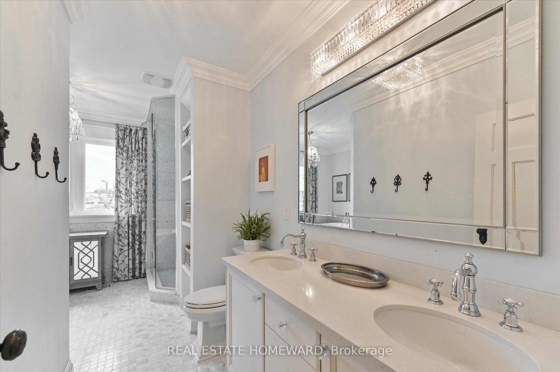 Photo 23 of 27 Strathmore Boulevard, Toronto, Danforth — HOMEH