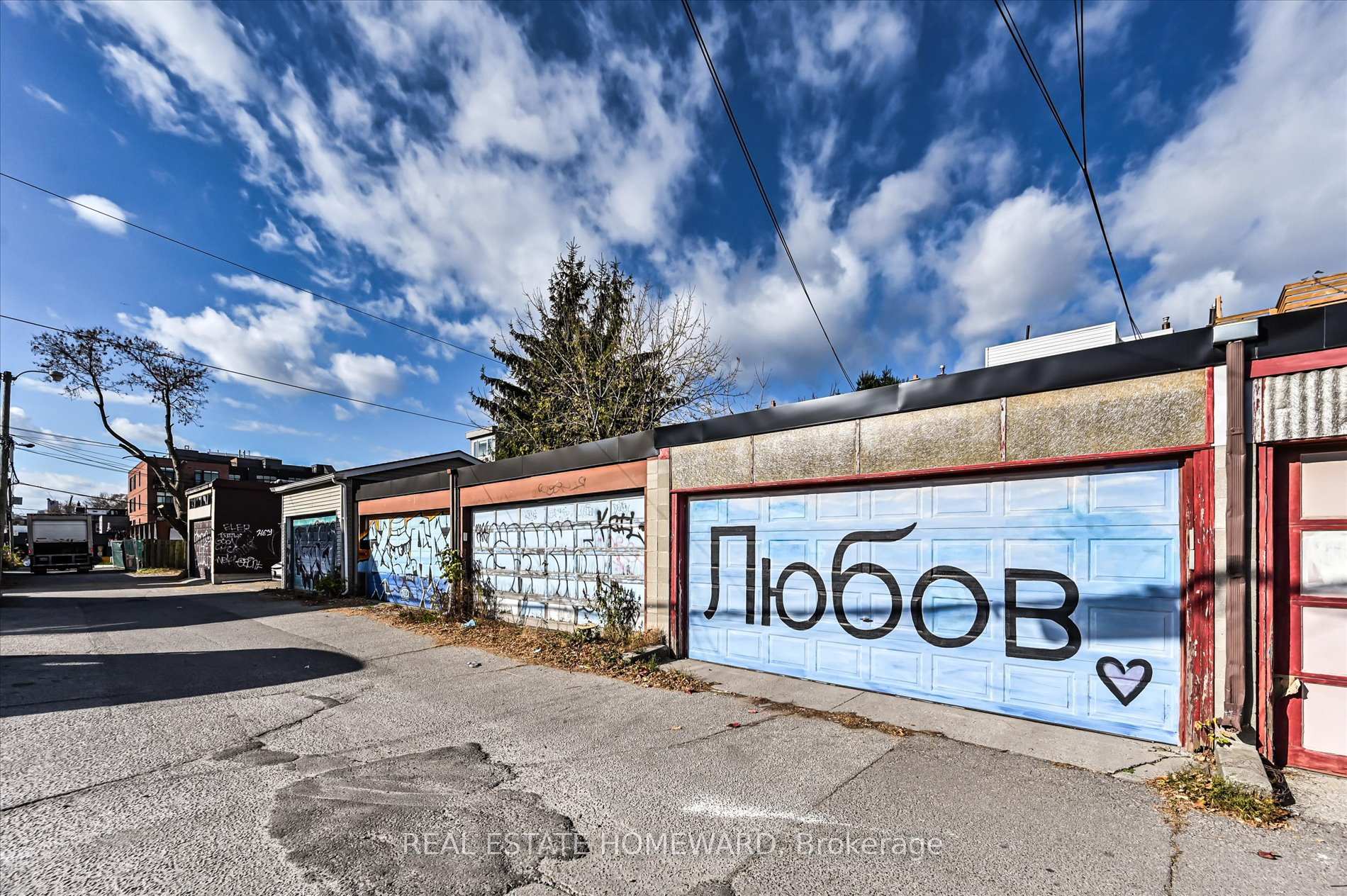 Photo 46 of 27 Strathmore Boulevard, Toronto, Danforth — HOMEH