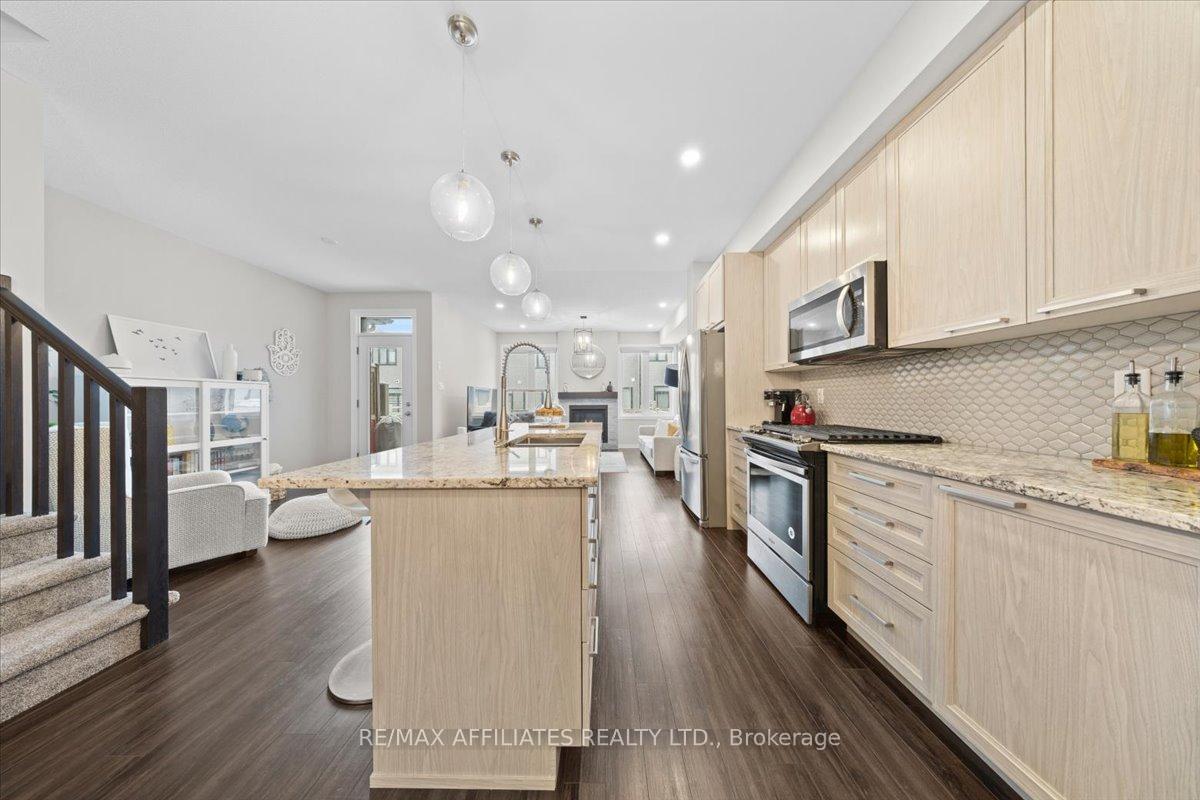 Photo 9 of 55 Jardiniere Street, Ottawa, Remainder of Stittsville & Area — HOMEH