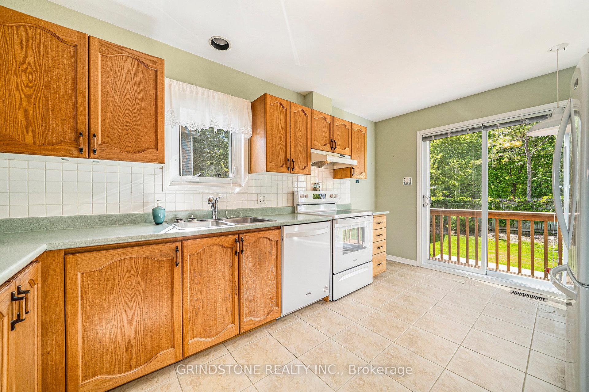 Photo 15 of 51 James Lewis Avenue, Ottawa, Stittsville (South) — HOMEH