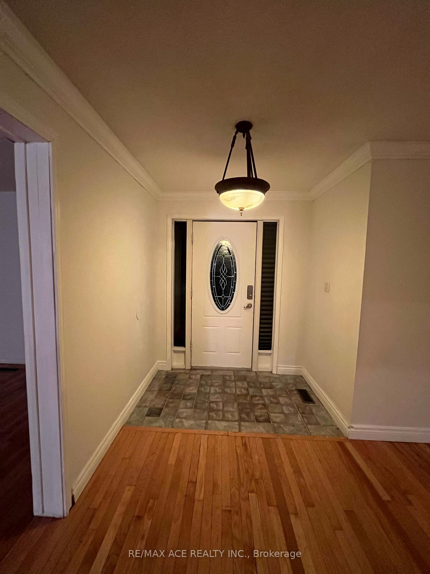 Photo 16 of 616 Bayfield Street, Pickering, Amberlea — HOMEH