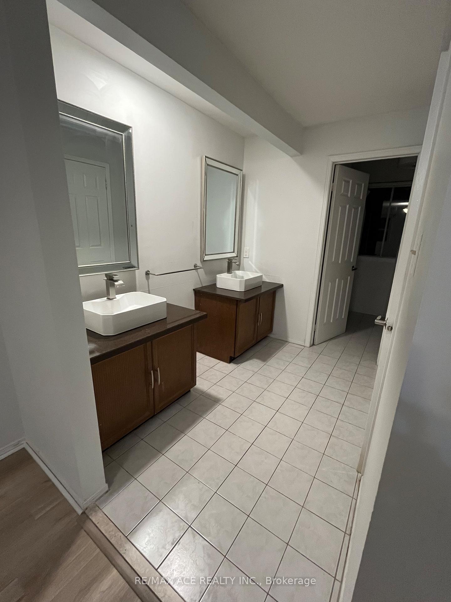 Photo 24 of 616 Bayfield Street, Pickering, Amberlea — HOMEH