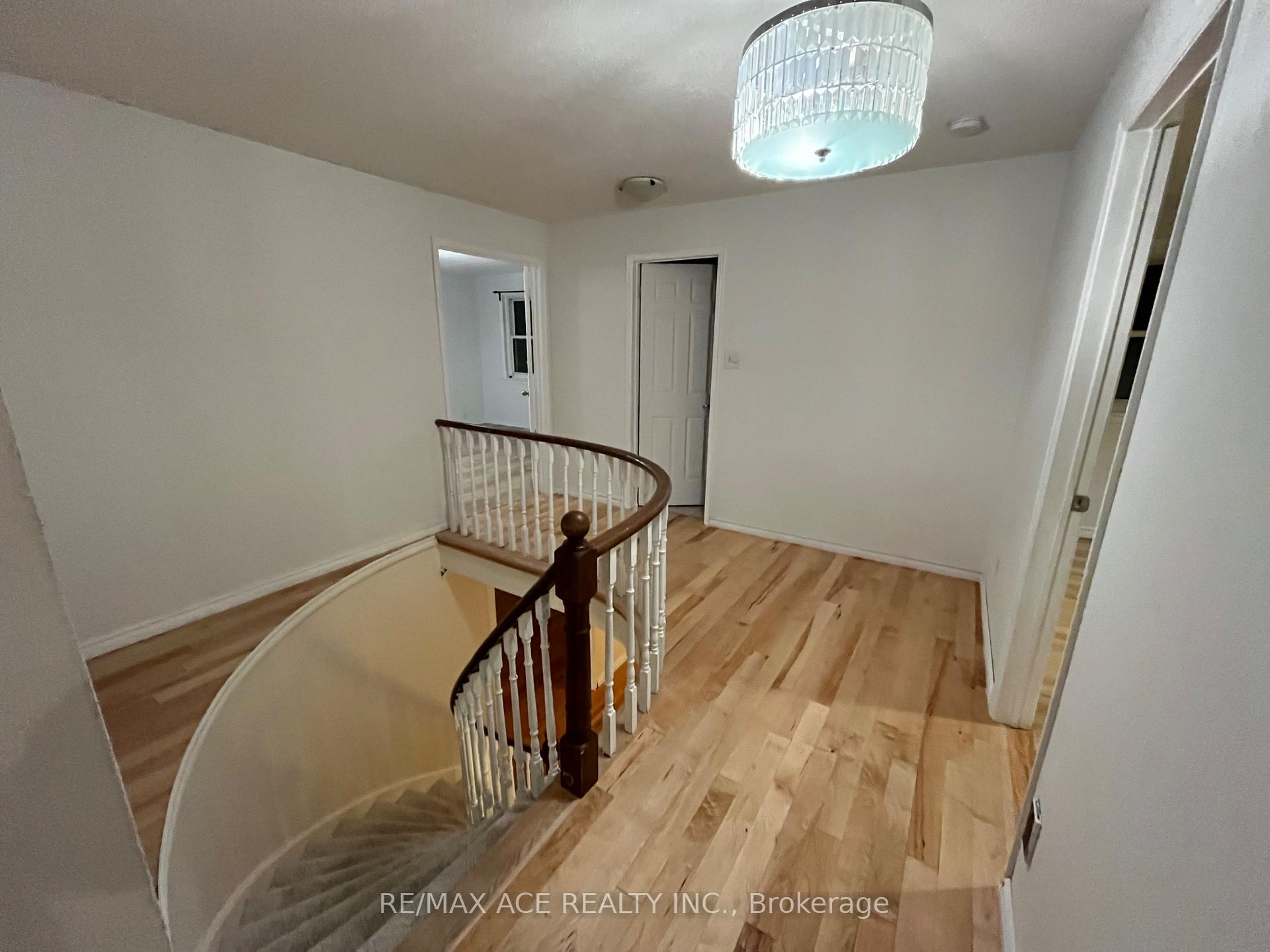 Photo 25 of 616 Bayfield Street, Pickering, Amberlea — HOMEH