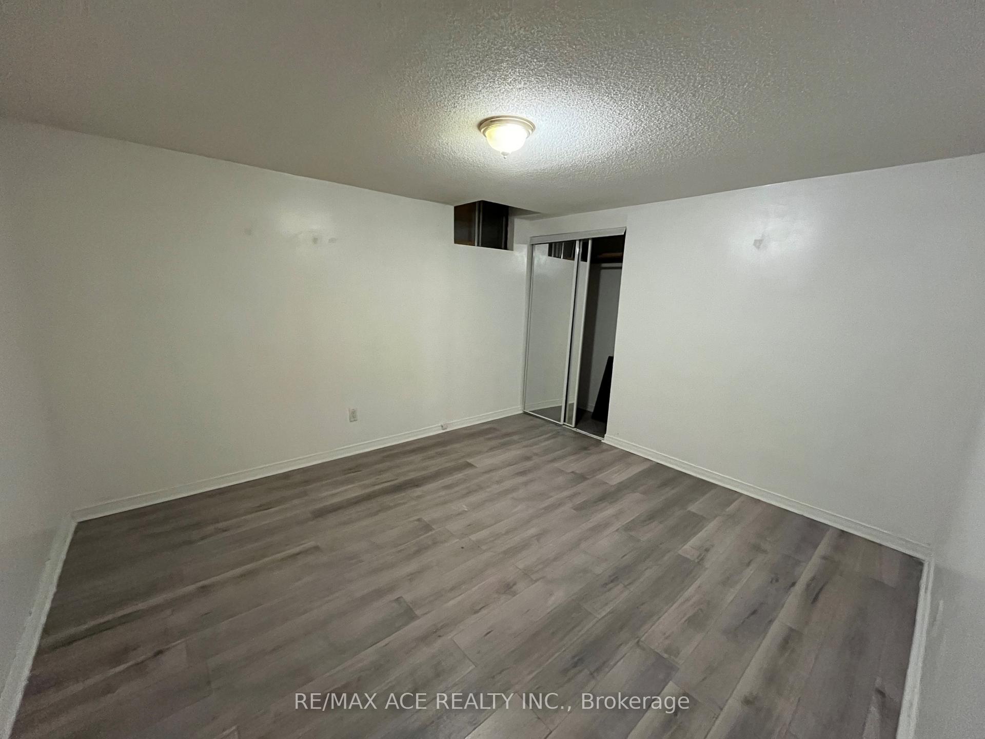 Photo 30 of 616 Bayfield Street, Pickering, Amberlea — HOMEH