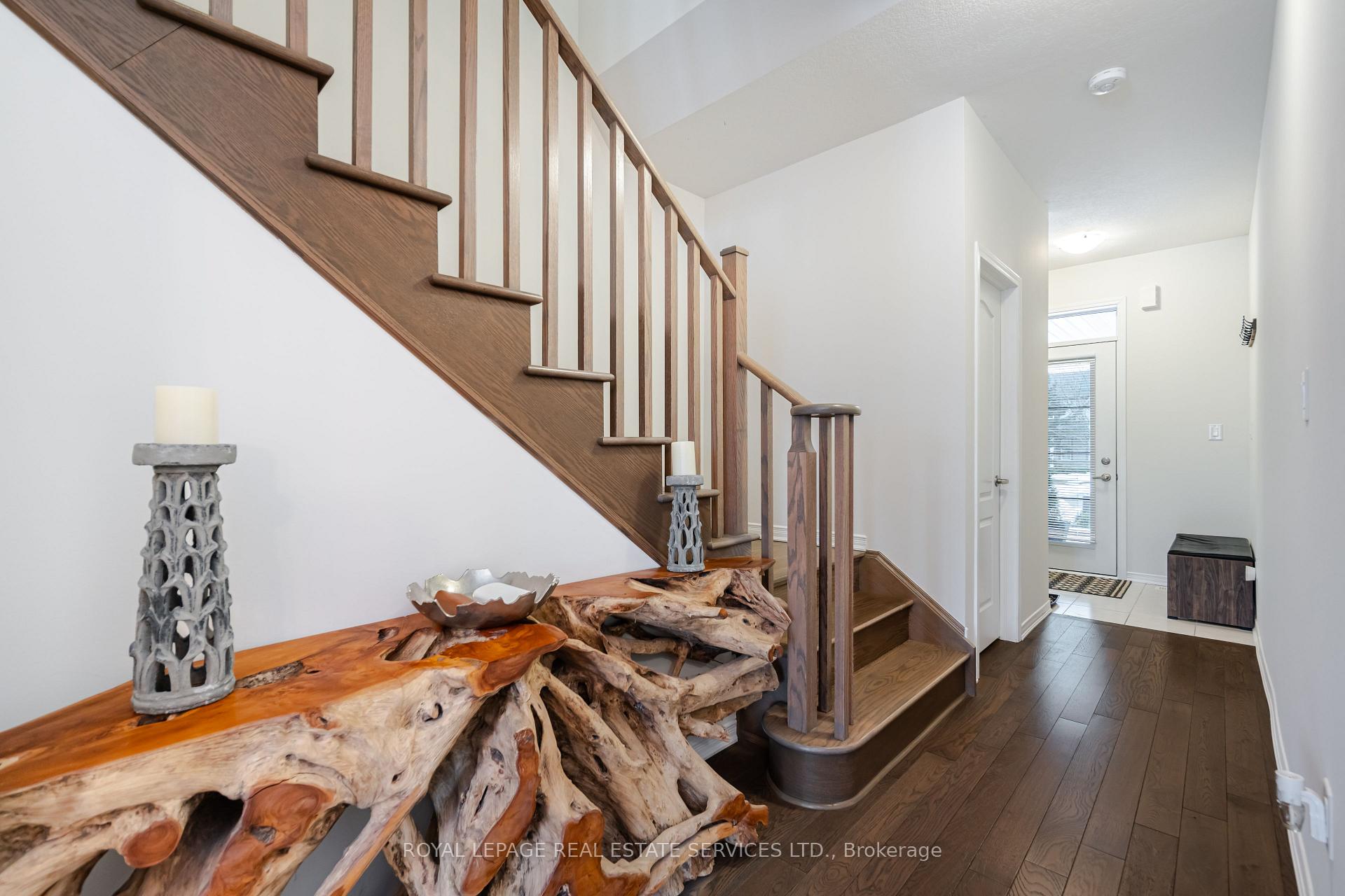 Photo 20 of 29 Bradley Avenue, Hamilton, Binbrook — HOMEH
