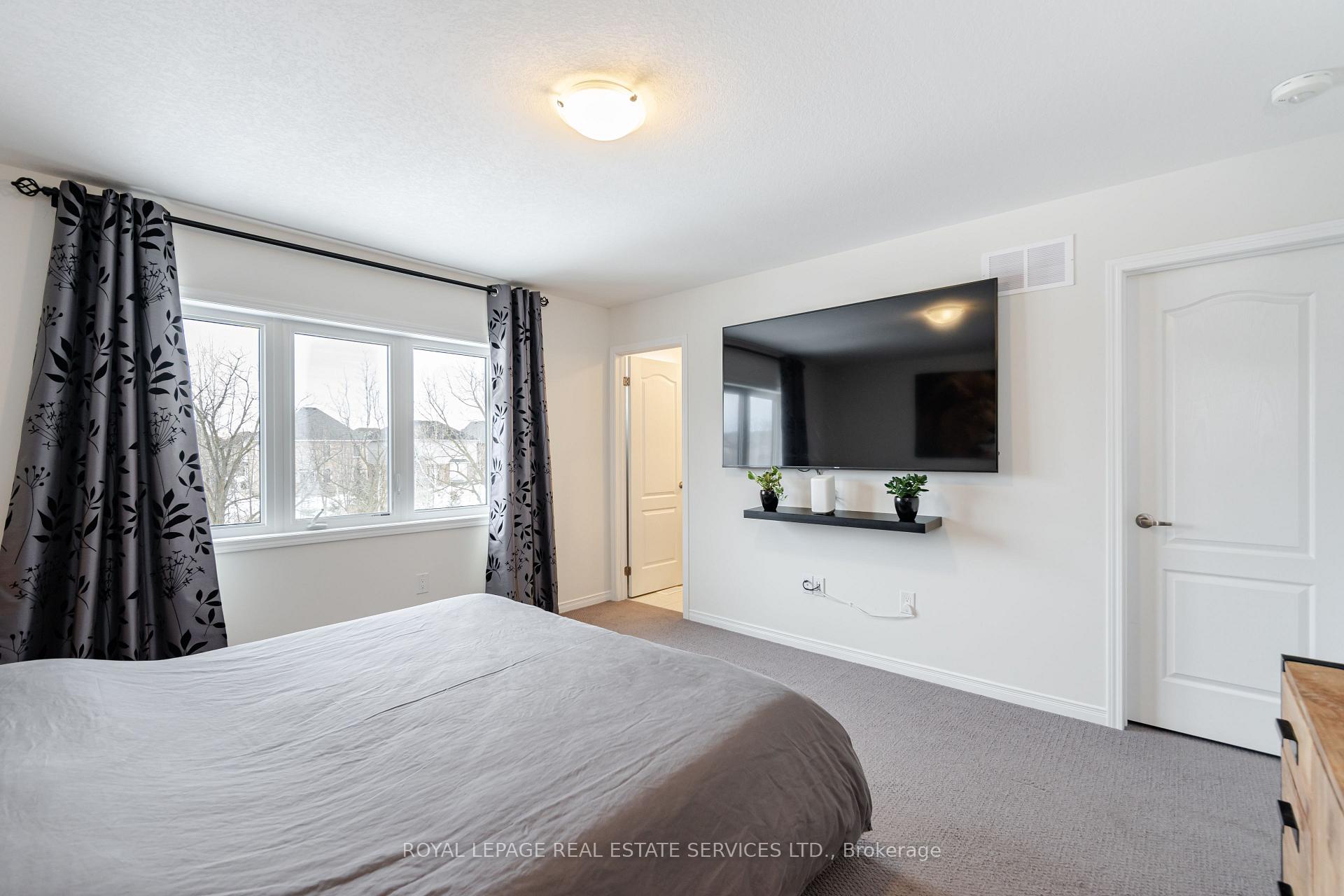 Photo 34 of 29 Bradley Avenue, Hamilton, Binbrook — HOMEH