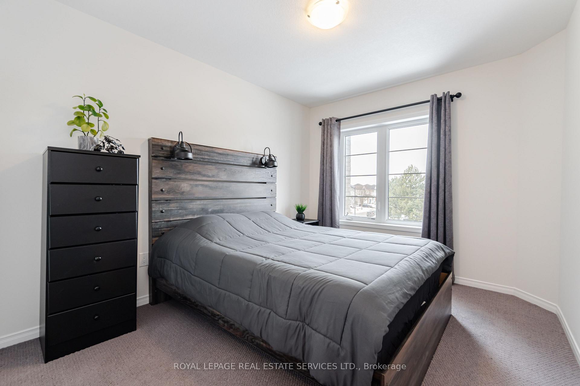 Photo 28 of 29 Bradley Avenue, Hamilton, Binbrook — HOMEH