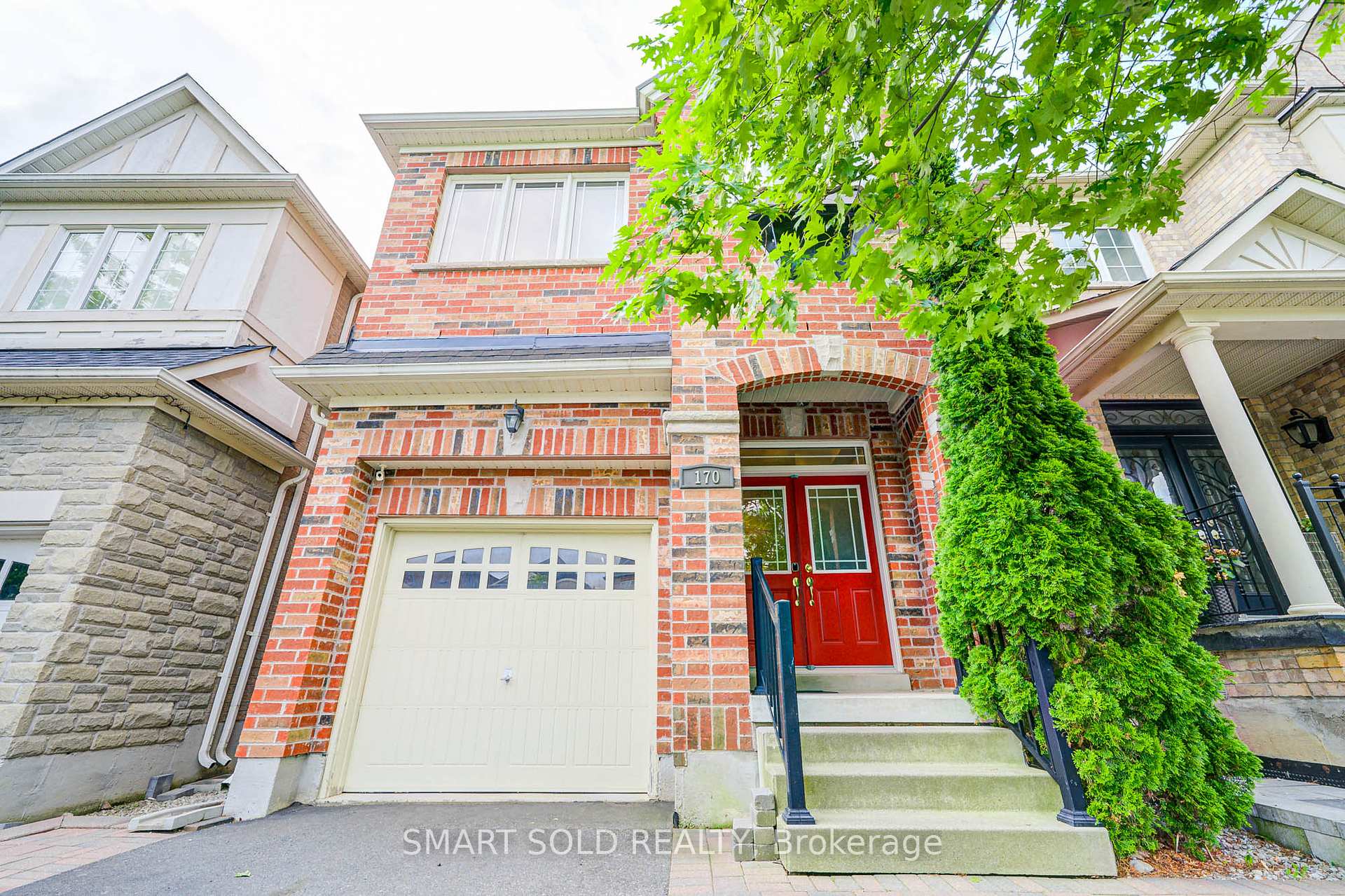 Photo 42 of 170 Carrier Crescent, Vaughan, Patterson — HOMEH