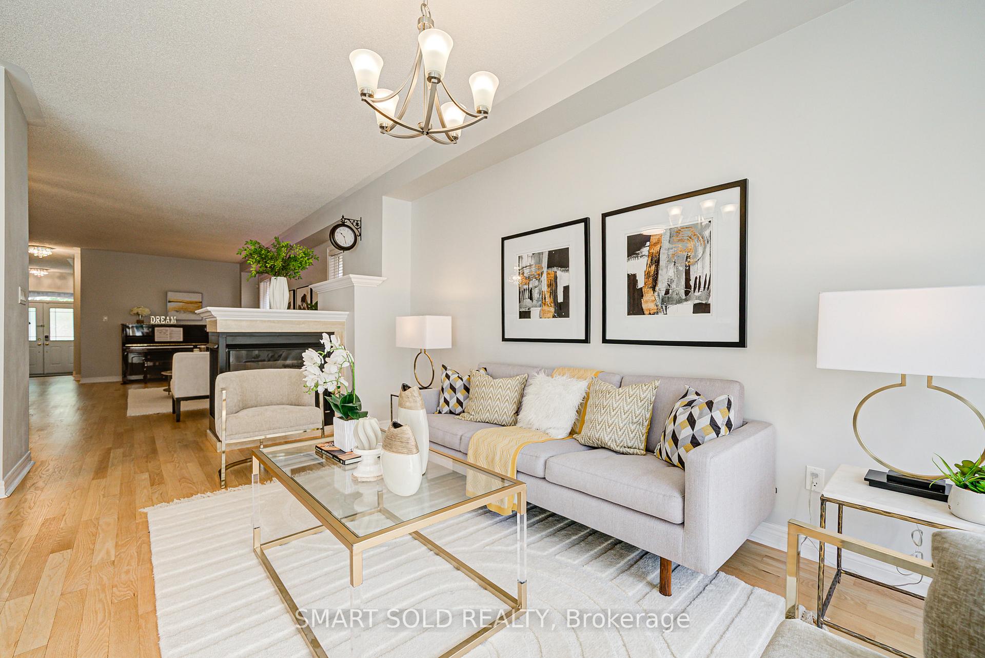Photo 21 of 170 Carrier Crescent, Vaughan, Patterson — HOMEH