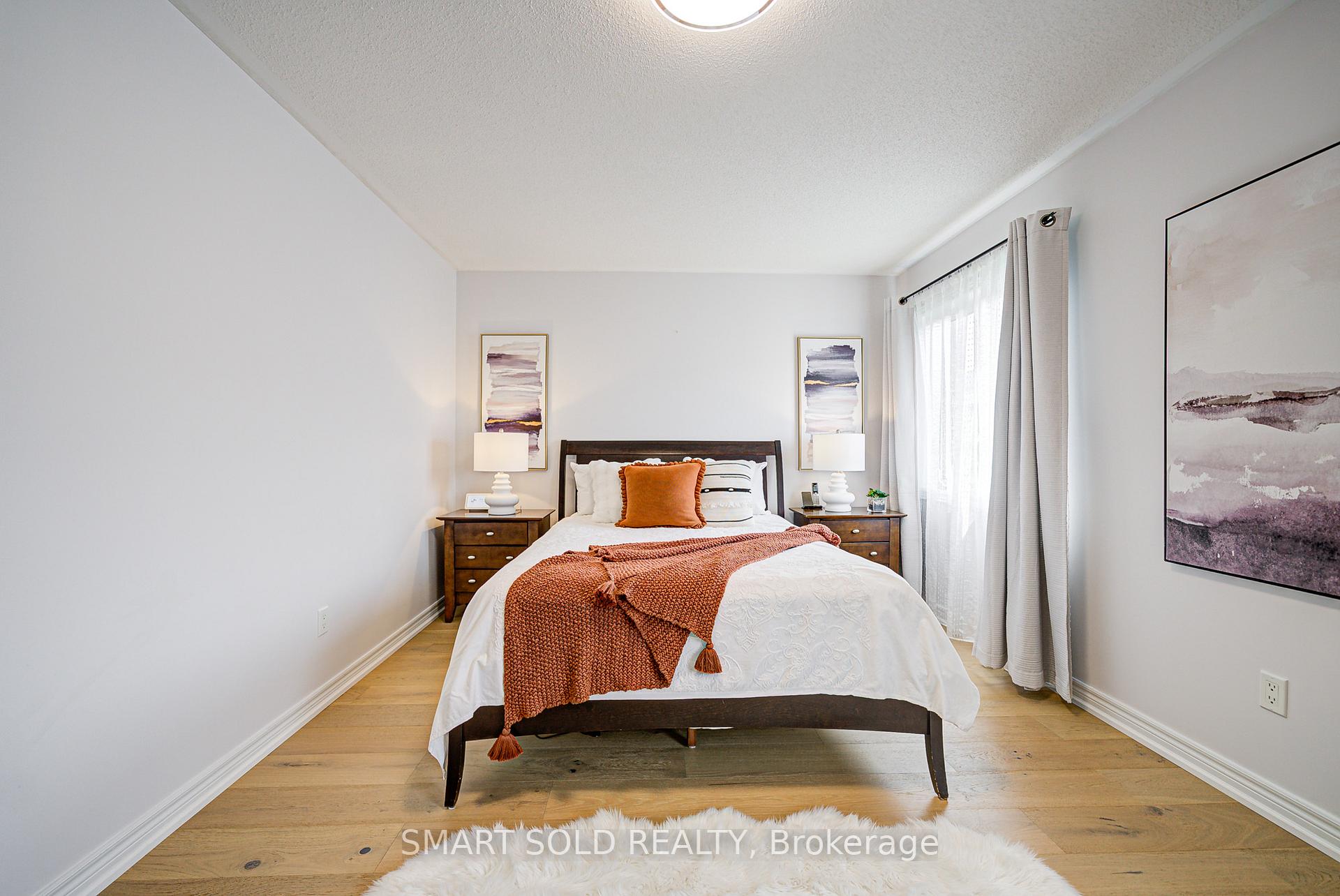 Photo 20 of 170 Carrier Crescent, Vaughan, Patterson — HOMEH