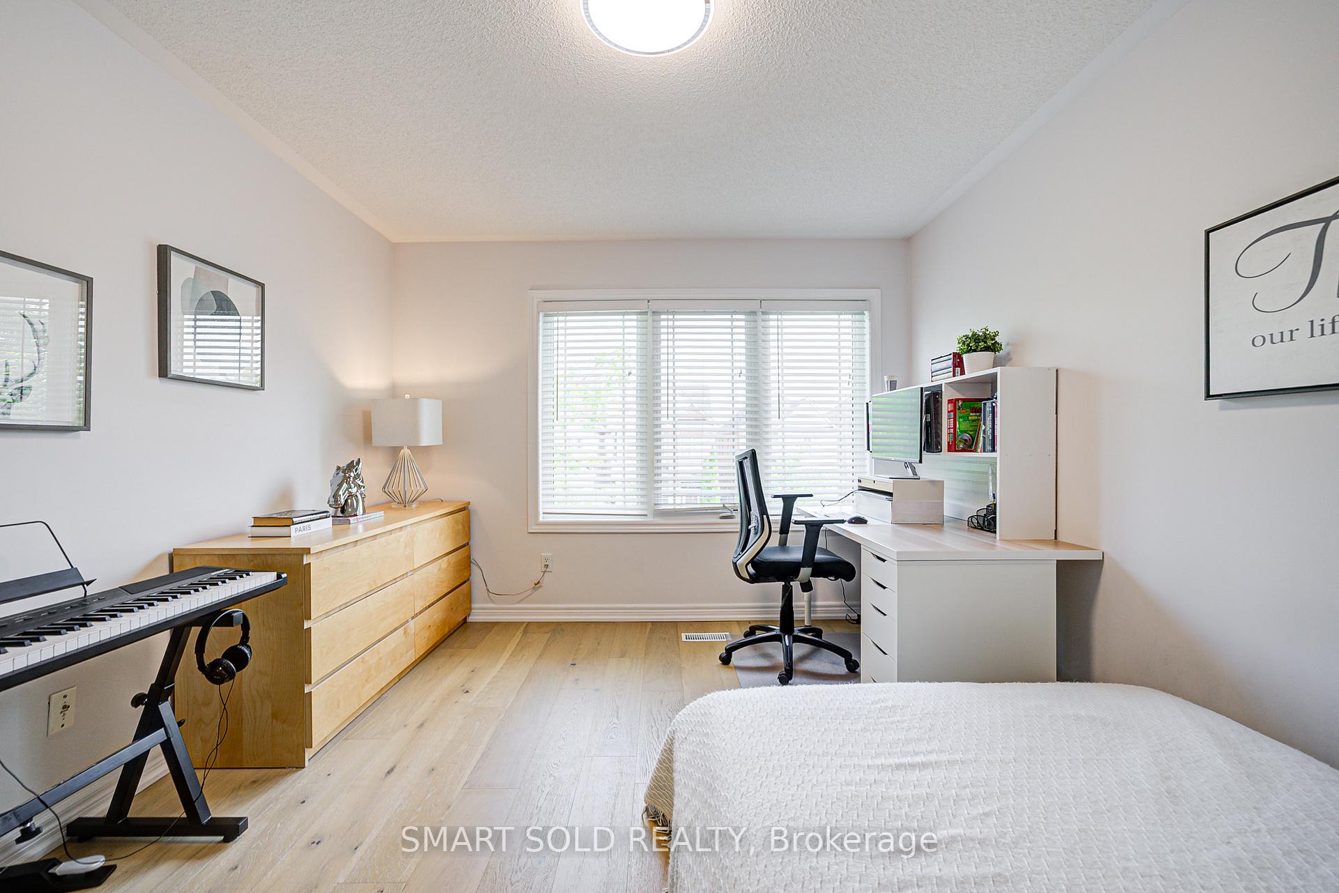Photo 29 of 170 Carrier Crescent, Vaughan, Patterson — HOMEH