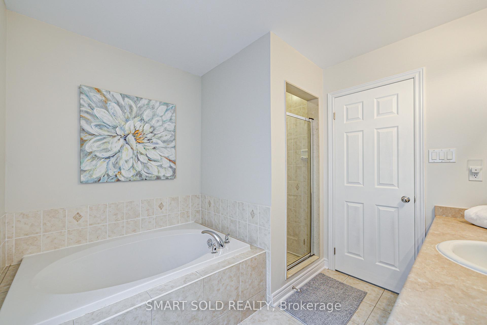 Photo 27 of 170 Carrier Crescent, Vaughan, Patterson — HOMEH